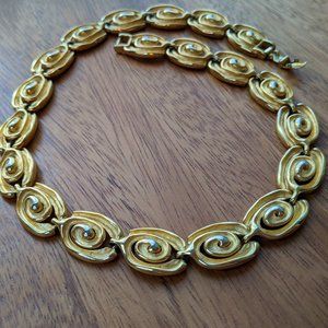 Solid Gold Toned Modern Swirl Link Necklace